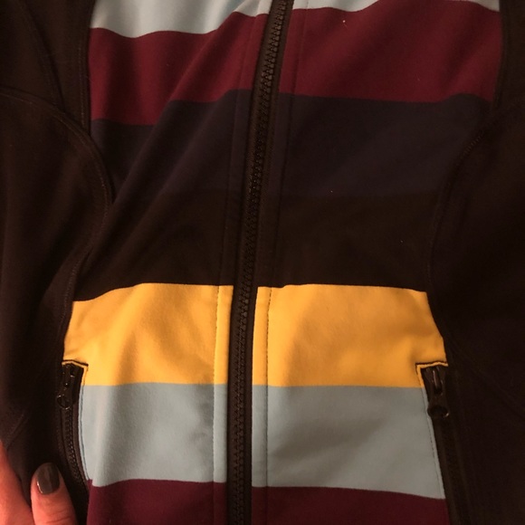 Lululemon tracker jacket - Picture 3 of 4